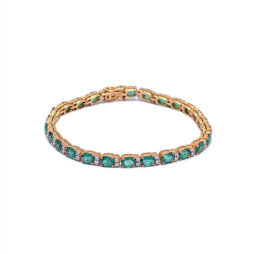 18KT Yellow Gold Diamond and Oval Emerald Bracelet